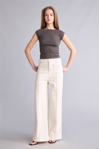 Short Wide Leg High Waist Jeans
