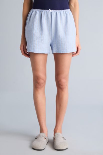 Teknik Regular Fıt Kısa Boy Gofre Dokulu Şort