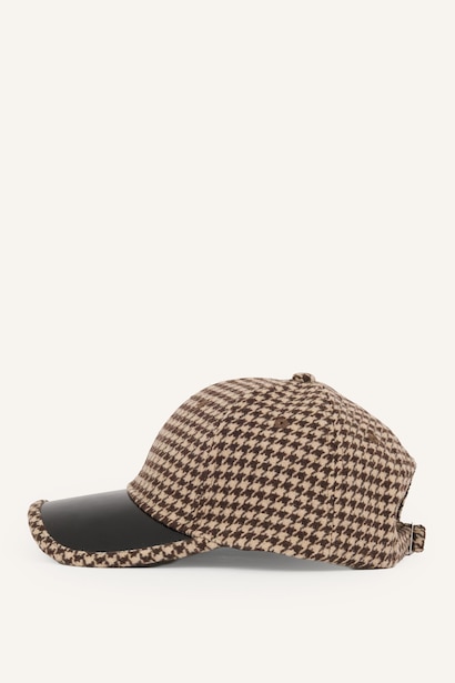Man Cachet Plaid Hat