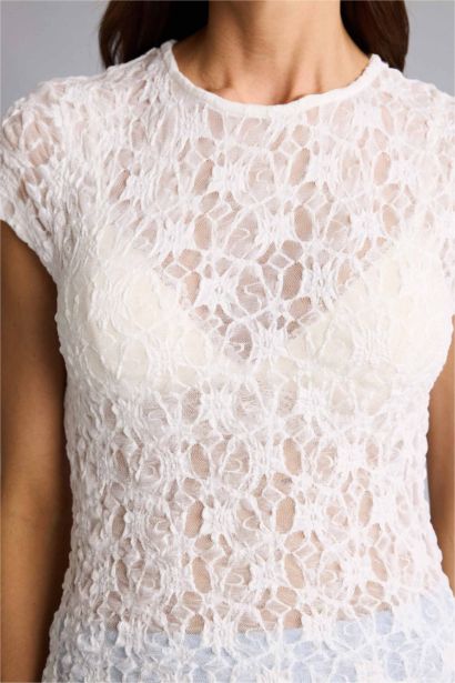 Slım Fıt Bisiklet Yaka Dantel Kısa Kollu Tişört