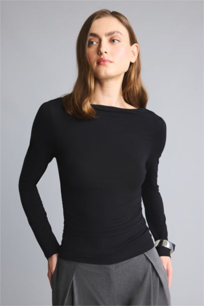 Футболка Slim Fit
