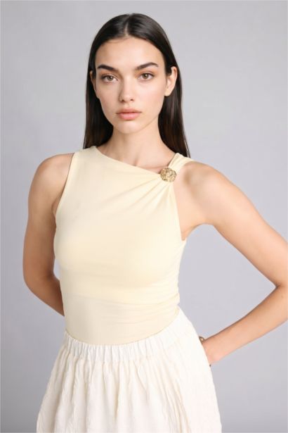 Slım Fıt Kayık Yaka Atlet