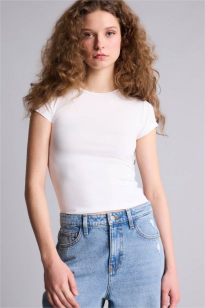 Woman Short Sleeve T-Shirt