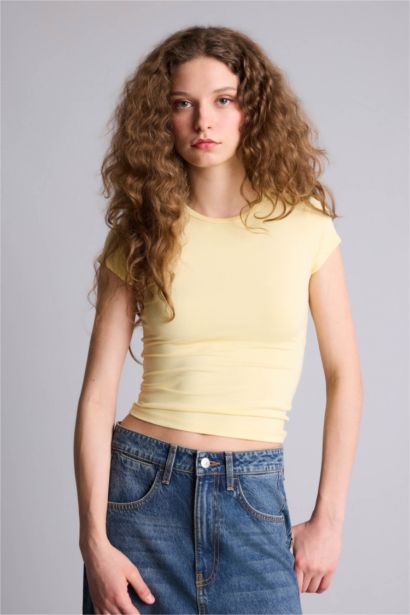 Fıtted Kısa Kollu Tişört