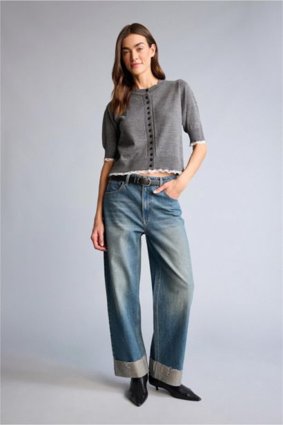 Dantel Detaylı Kısa Kollu Hırka