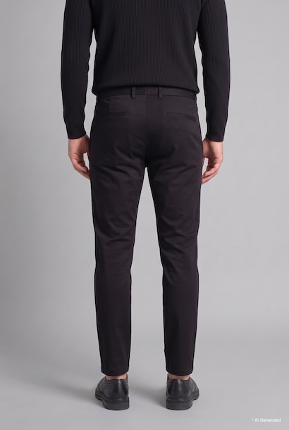 Джинсы Tapered Fit