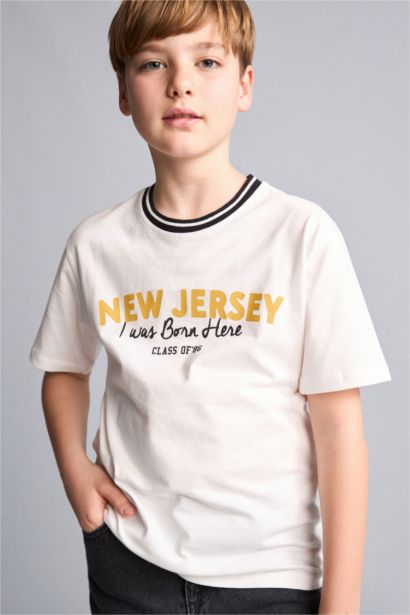 New Regular Fit Printed Short Sleeve T-Shirt