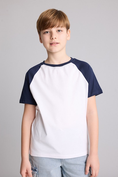 %100 Pamuk New Regular Fit Tişört Erkek Çocuk