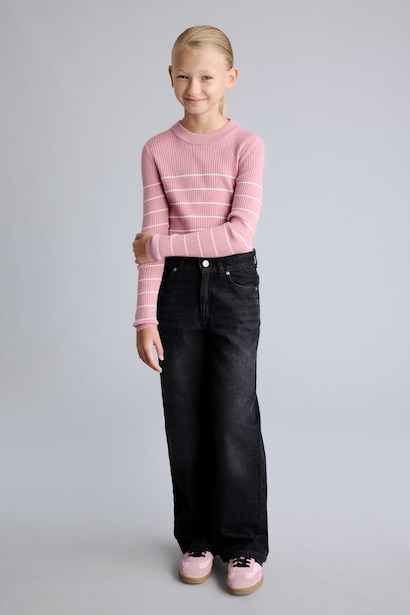 Girl Regular Fit Crew Neck Sweater