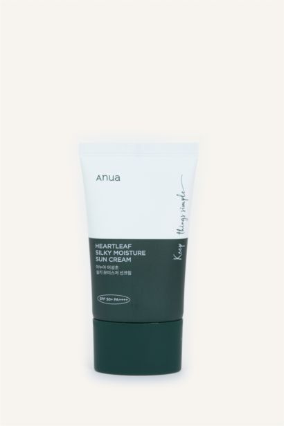 Heartleaf Silky Moisture Sun Cream Cildi Sakin Tutan Ipeksi Dokulu Güneş Kremi 50ml