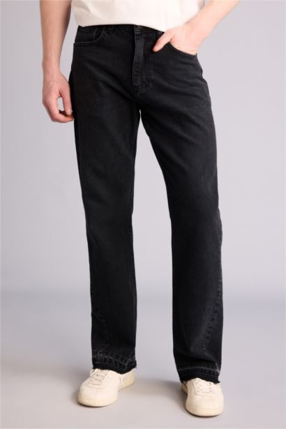 بنطرون فلير فيت برجل واسع