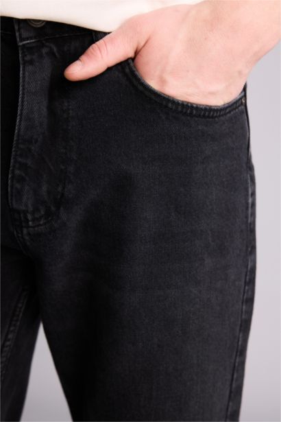 بنطرون فلير فيت برجل واسع