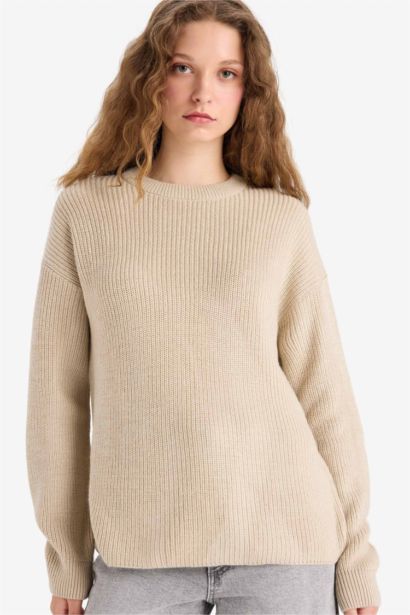 Pull basique en maille selanik à col rond Coupe régulière