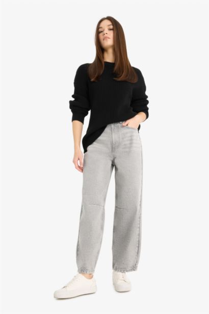 Pull basique en maille selanik à col rond Coupe régulière