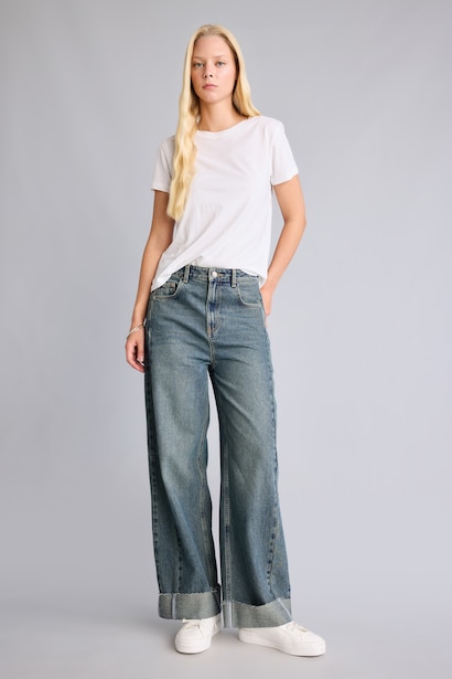 Jean à taille haute et jambes fuselées Coupe barrel