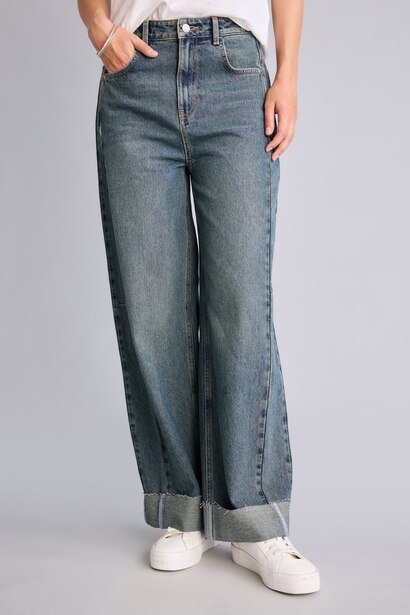 Jean à taille haute et jambes fuselées Coupe barrel