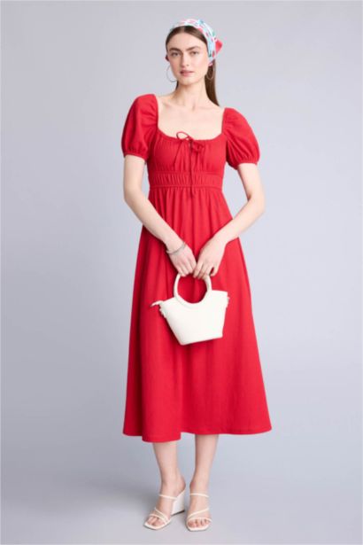 Kare Yaka Kısa Kollu Midi Elbise