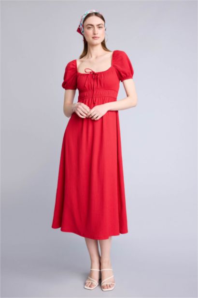 Kare Yaka Kısa Kollu Midi Elbise