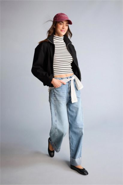 Fermuarlı Kısa Mont