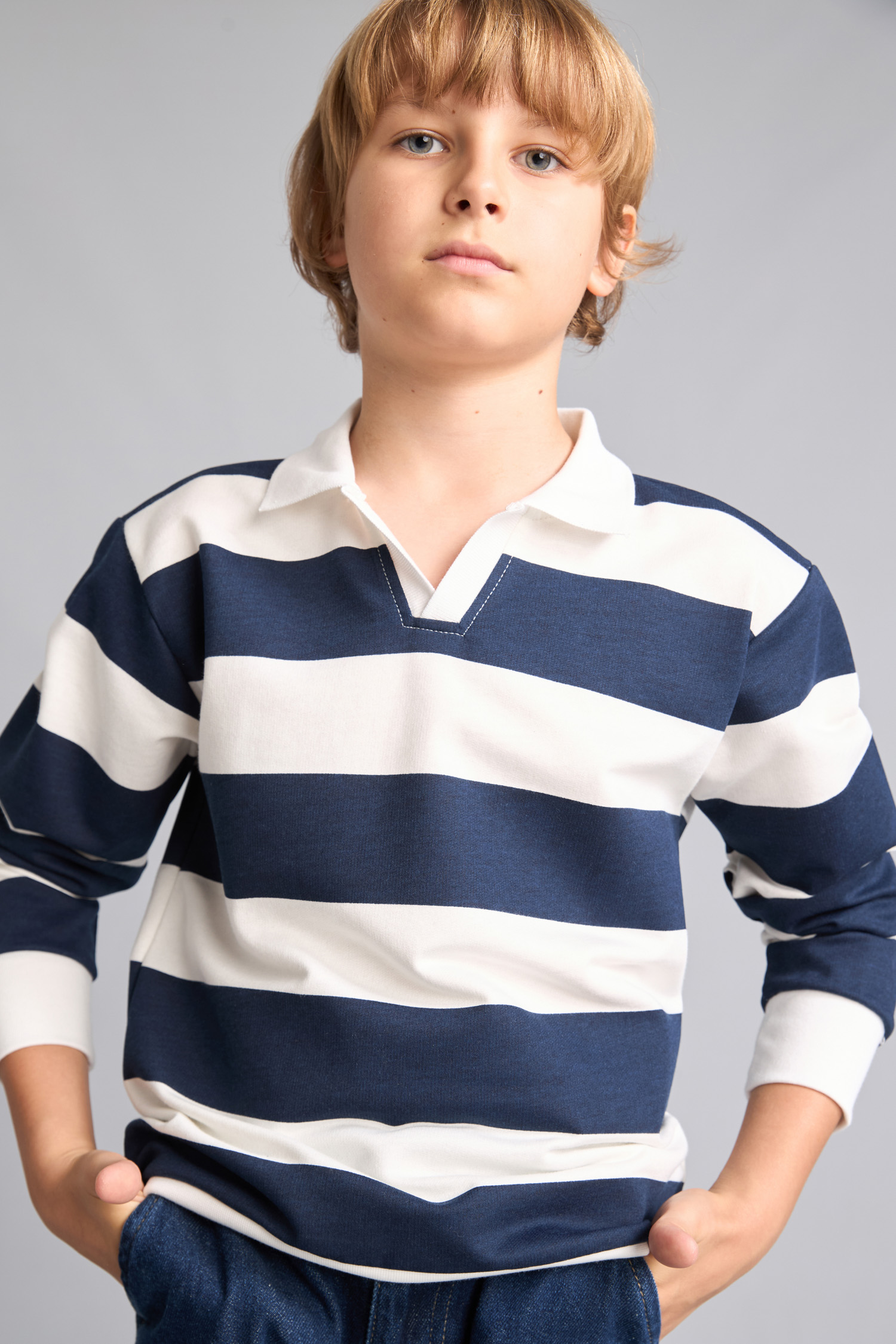 Boy Regular Fit Navy Cotton Long Sleeve Sweatshirt