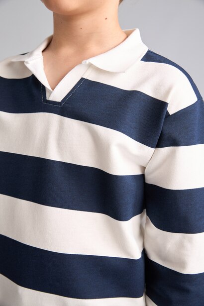 Boy Regular Fit Navy Cotton Long Sleeve Sweatshirt
