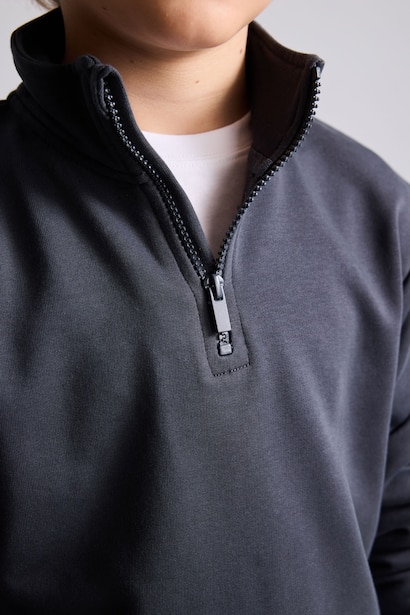 High Neck Sweatshirt