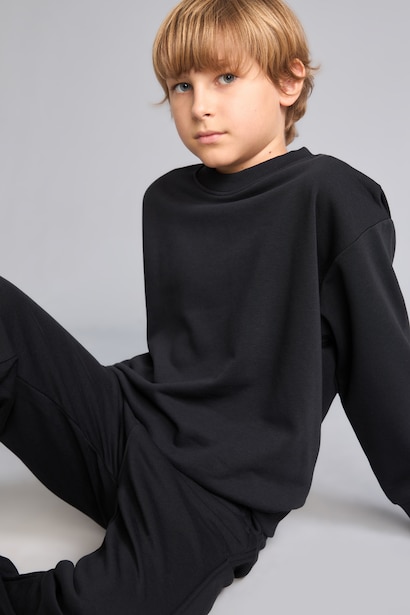 Boy Oversize Fit Black Crew Neck Sweatshirt