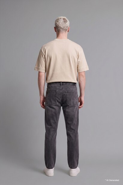 Straight Fit Regular Hem Jeans