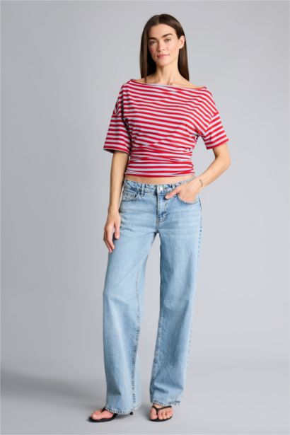 Afra x Defacto Loose Fıt Omzu Açık  Tişört