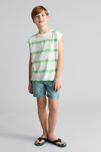 فانيلة أولادي اوفر سايز بدون كم بياقة مستديرة