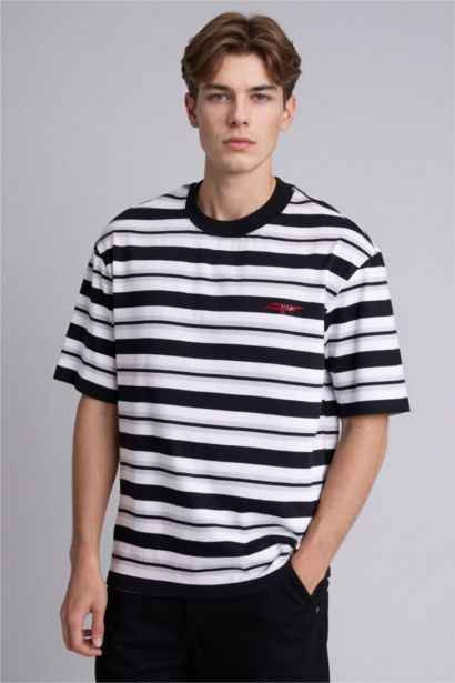 Boxy Fıt Çizgili Tişört