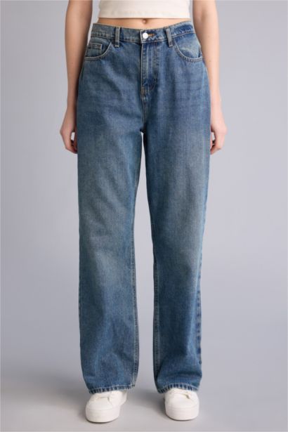 بنطلون جينز وايد ليج برجل واسع وخصر عالي