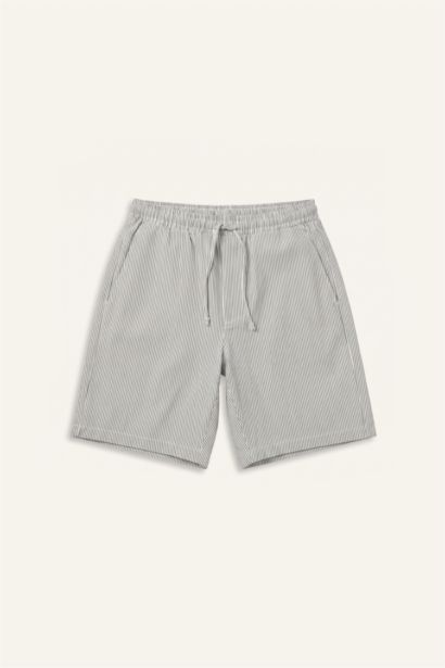 Relaxed Fit Bermuda Şort
