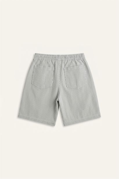 Relaxed Fit Bermuda Şort