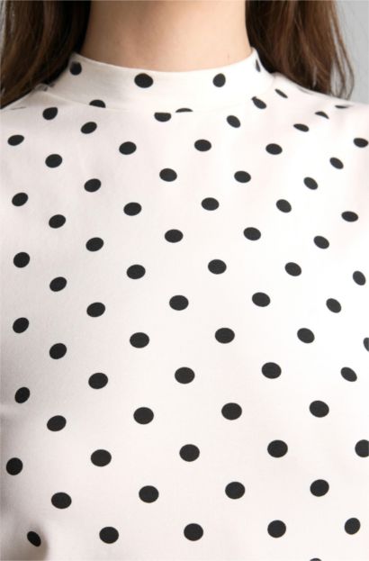 Slim Fit Short Sleeve Tunic