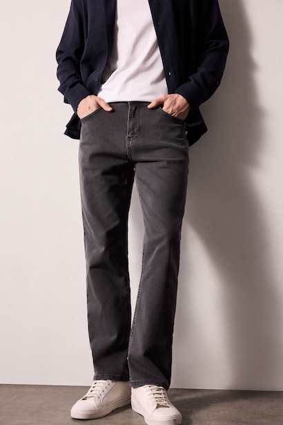 Jean droit à taille normale Coupe régulière