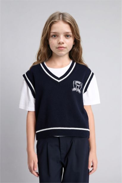 Girl Regular Fit Sweater Vest