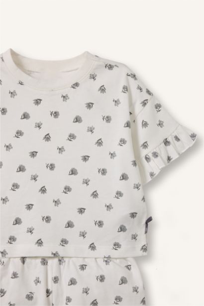 Ensemble fleuri T-shirt et Short pour bébé fille
