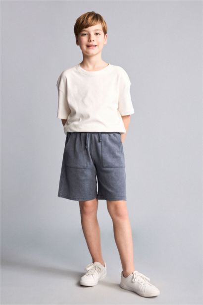 Oversize Fit Shorts