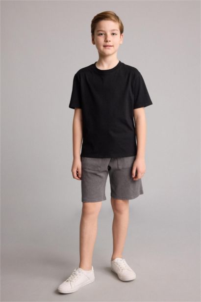 Oversize Fit Shorts