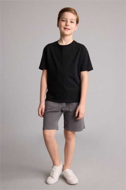 Oversize Fit Shorts