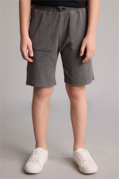 Oversize Fit Shorts