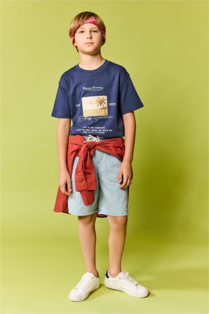 New Regular Fit Sırt Baskılı Tişört Erkek Çocuk