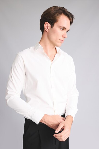 Chemise écrue à manches longues Coupe moderne