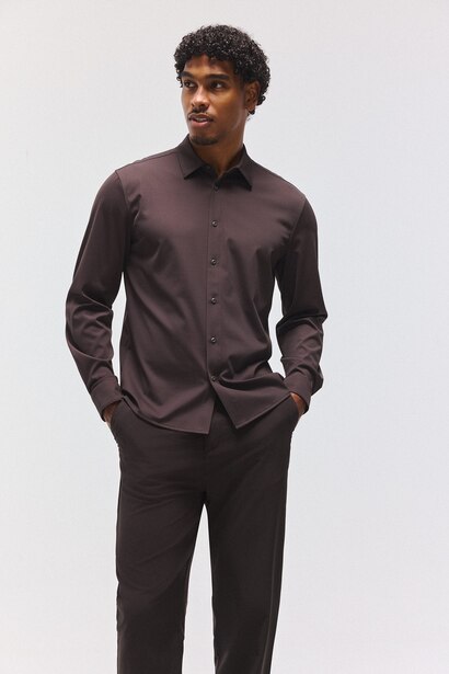 Slim Fit Klasik Yaka Uzun Kollu Gömlek