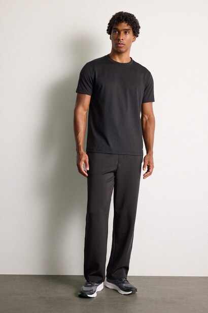 Standard Fit Short Sleeve T-Shirt