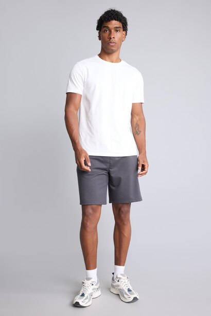 Standard Fit футболка