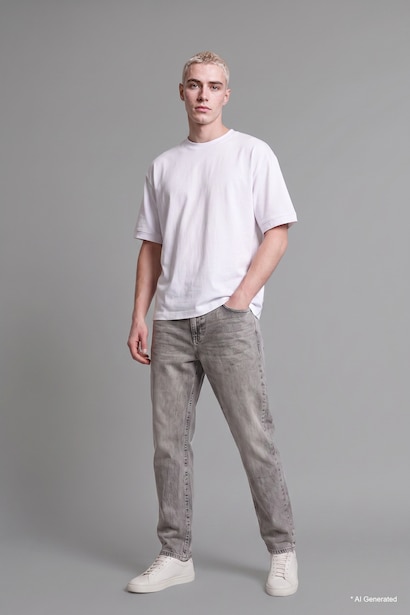 Straight Fit Jeans