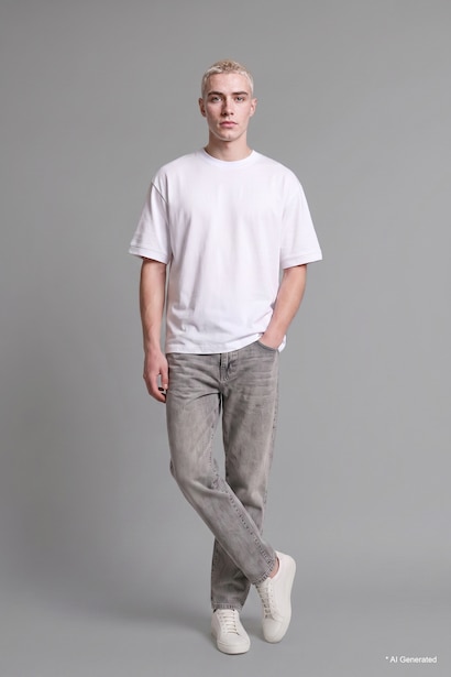 Straight Fit Jeans