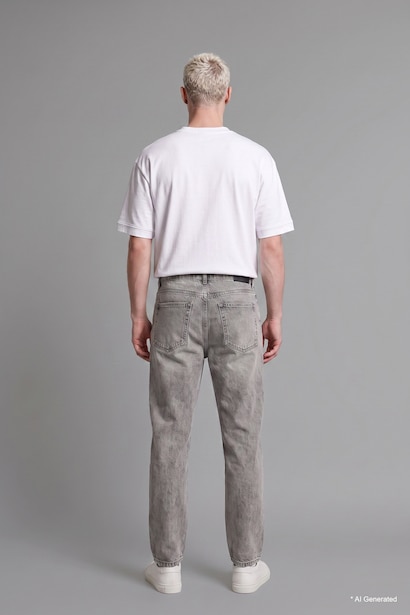 Straight Fit Jeans